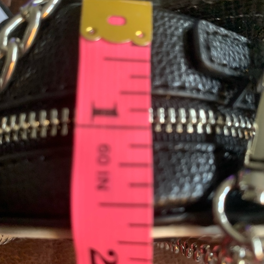 Karl Lagerfeld Paris Cat Crossbody silver chain - Picture 9 of 11